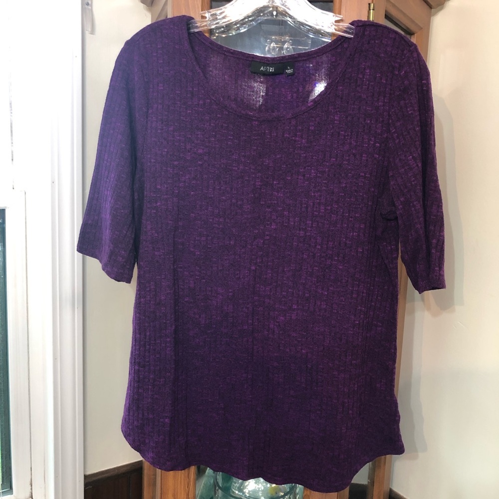 Apt.9 deep purple top, size large
